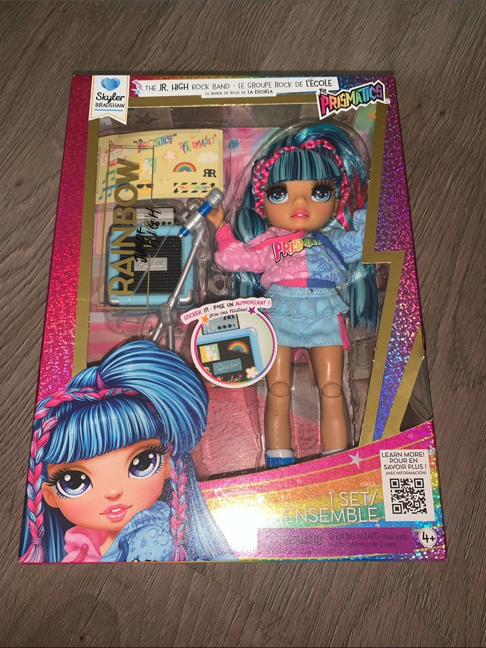 Rainbow High Jr. High Skyler Bradshaw NEW Doll